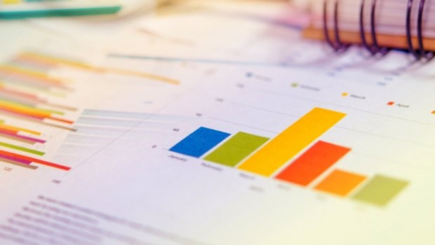 Selling digital advertising